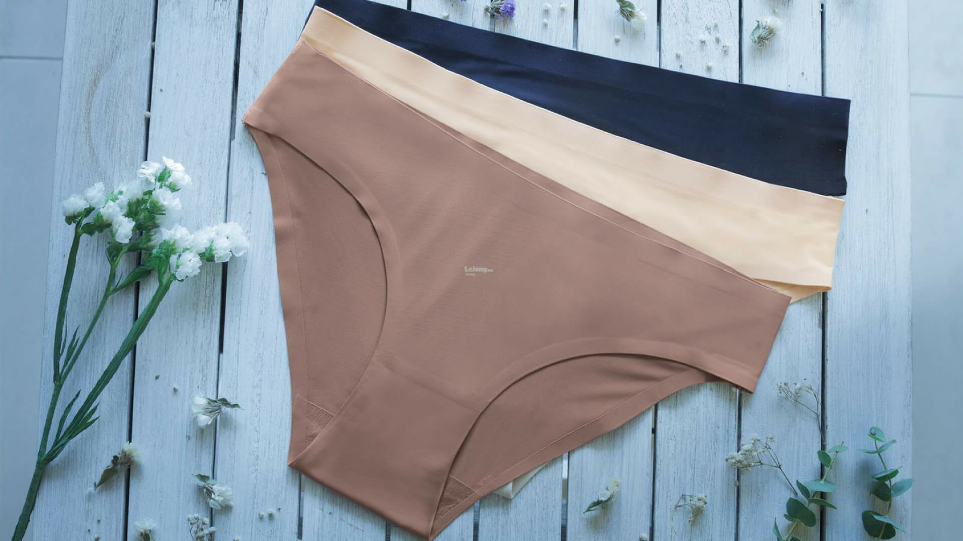 10 Best Seamless Underwear on The 